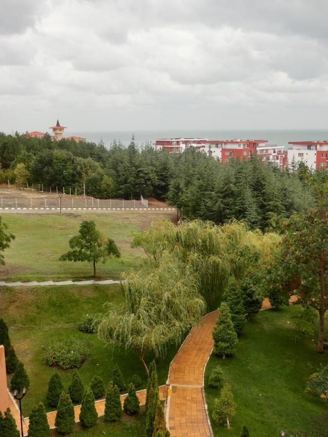 Sea View Crown Apartment On Complex With Pools And Beach, Sveti Vlas Bagian luar foto