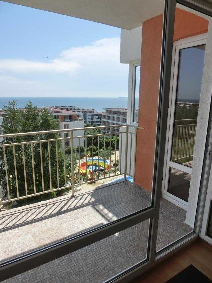 Sea View Crown Apartment On Complex With Pools And Beach, Sveti Vlas Bagian luar foto