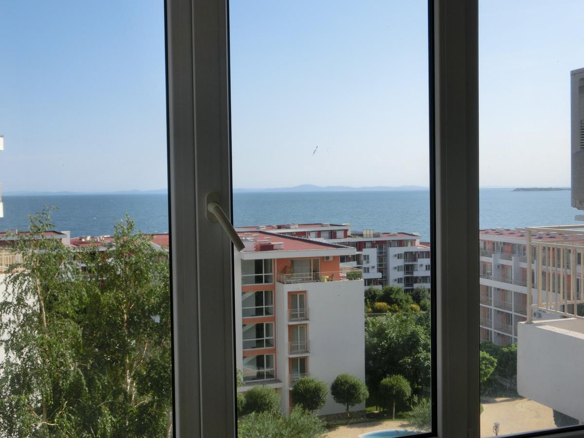 Sea View Crown Apartment On Complex With Pools And Beach, Sveti Vlas Bagian luar foto