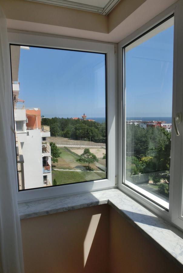 Sea View Crown Apartment On Complex With Pools And Beach, Sveti Vlas Bagian luar foto